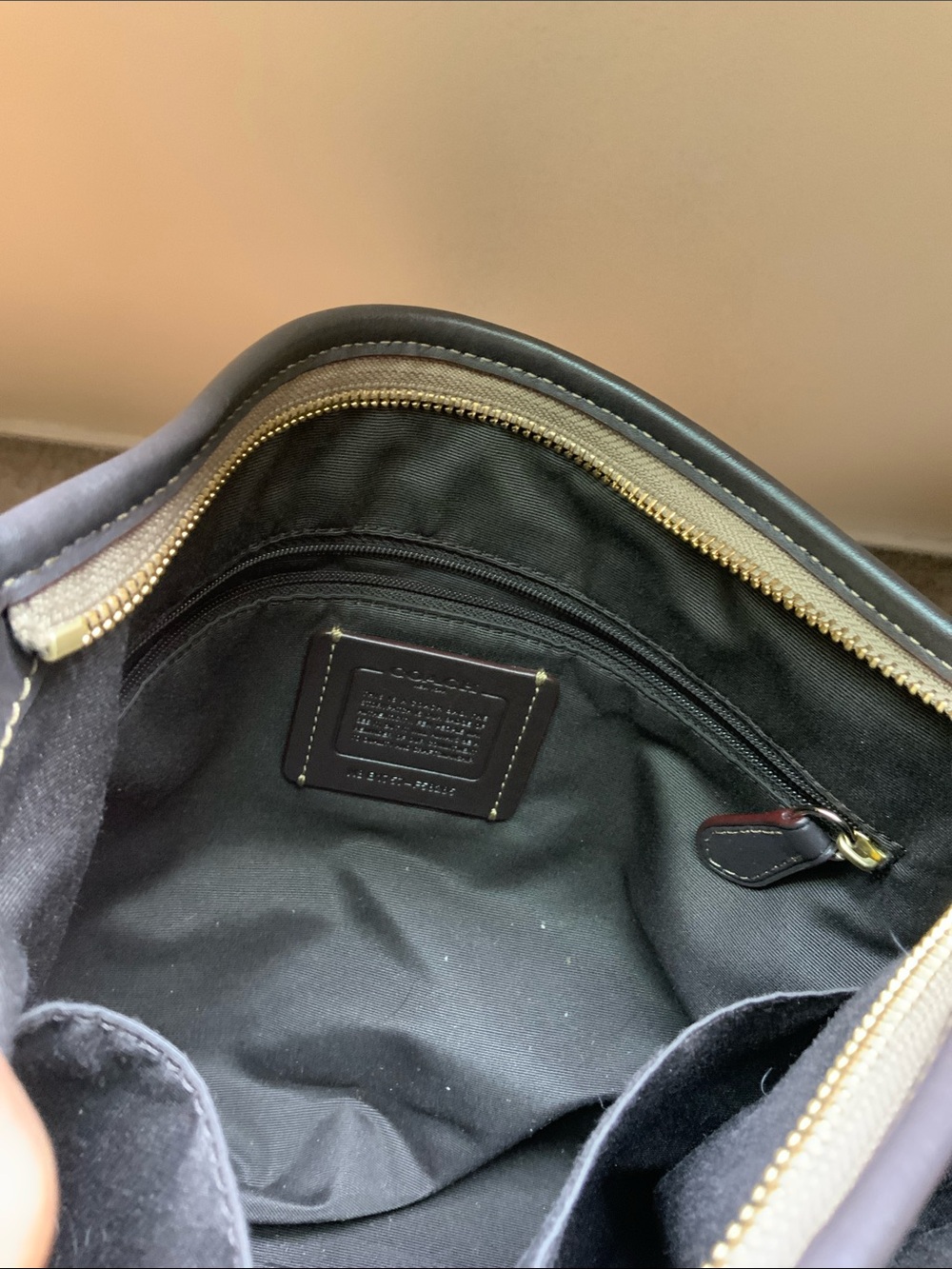 Coach - Picture 4 of 5